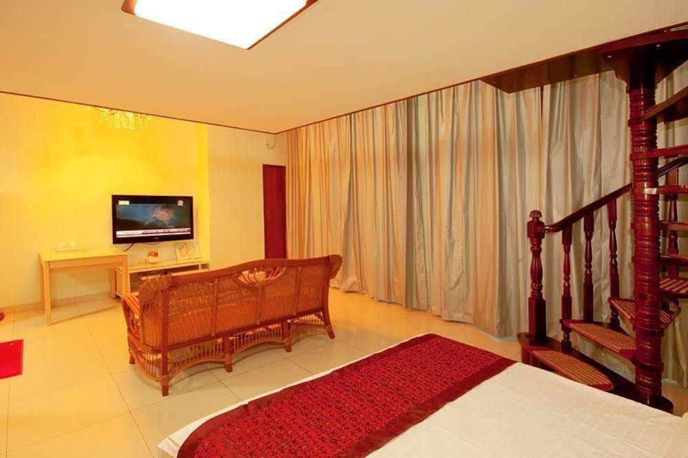 Sanya Shentong Hotel Esterno foto